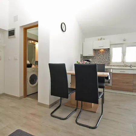 Fuer 3 Personen Ca 40 Qm In Pula, Istrien Istrische Riviera Holiday home Pula