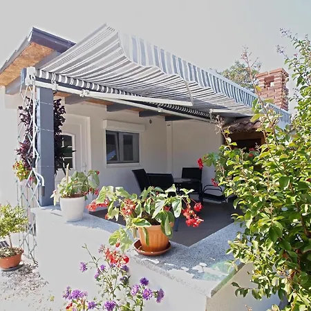 Fuer 3 Personen Ca 40 Qm In Pula, Istrien Istrische Riviera Holiday home Pula